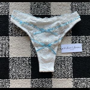 NWT For Love & Lemons Eyelet Thong Panty XXS